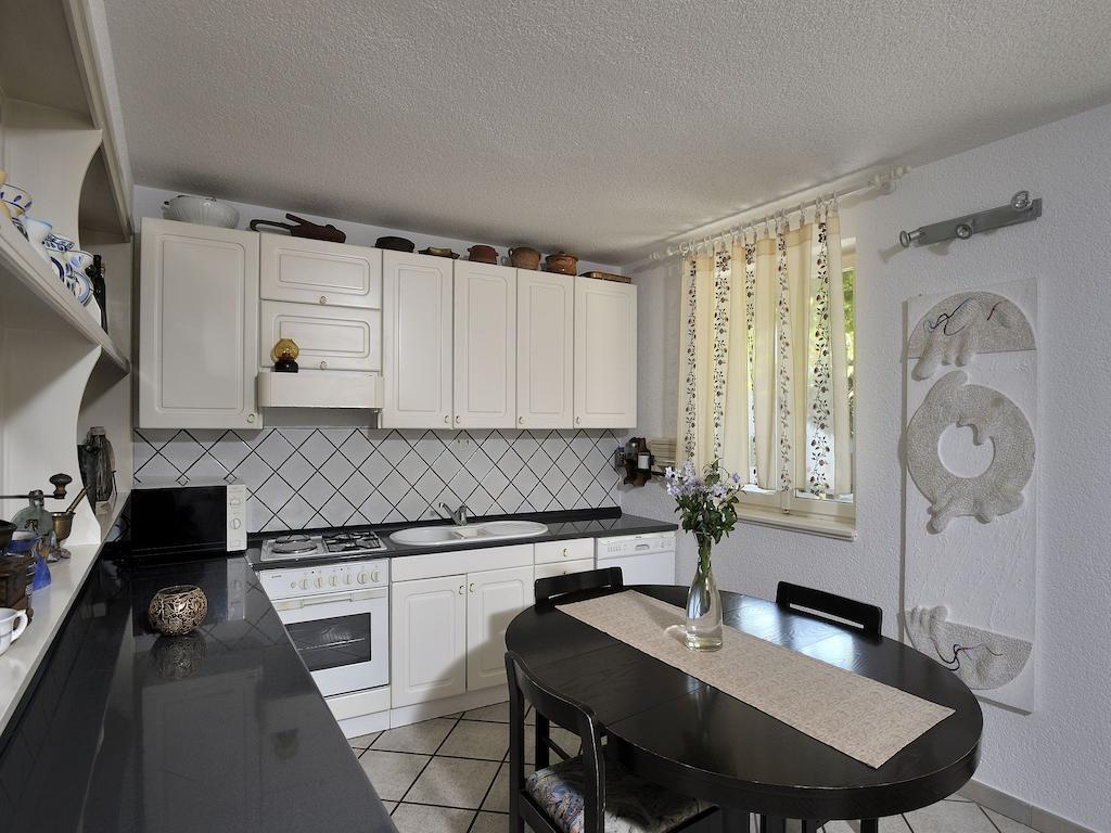 פורץ Apartment Vita חדר תמונה